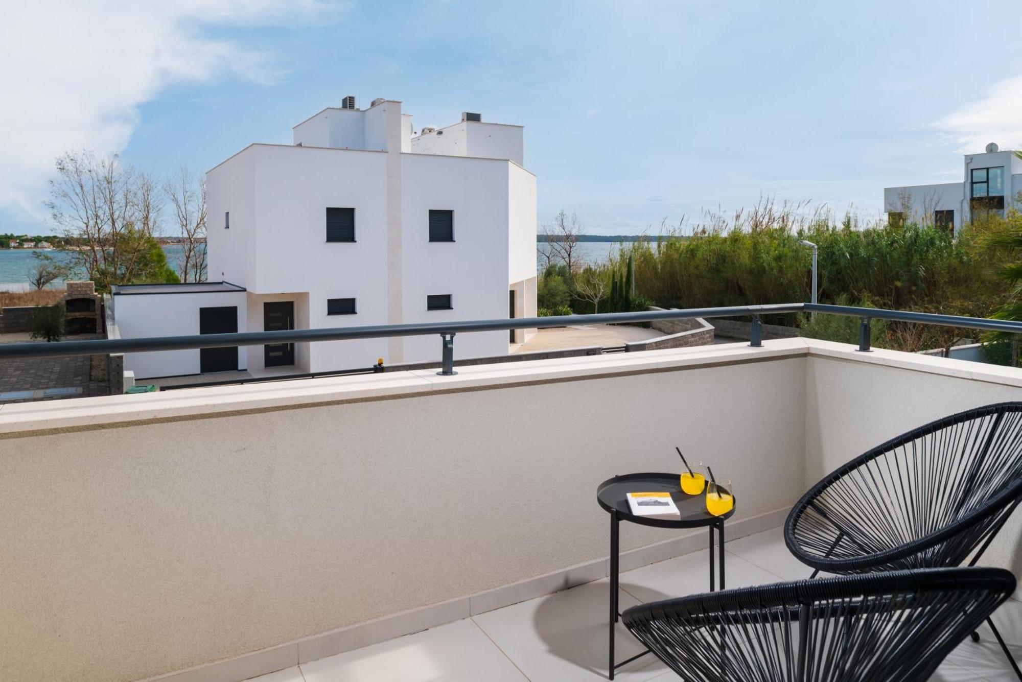 Villa Roca With Heated Pool And Sauna Privlaka (Zadar) Exterior foto